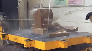 เครื่องเลื่อยลวดเพชร CNC 5 แกนอัตโนมัติสำหรับการตัดและสร้างบล็อกหินอ่อนหินแกรนิต