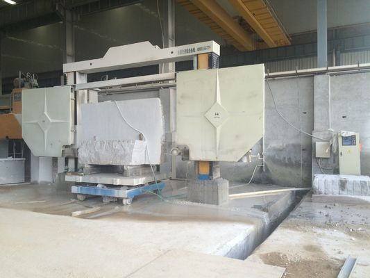 เครื่องแบ่งบล็อกเลื่อยลวดเพชร Rsm-3500-18/21