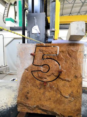 เครื่องเลื่อยลวด CNC 5 แกนสำหรับสร้างแผ่นหินอ่อนหินแกรนิต