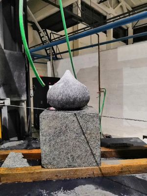 เครื่องตัดหิน 5 แกน CNC Diamond Wire Saw สําหรับการปรับรูปร่างแผ่นหินมาร์บี้แกรนิต