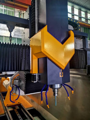 เครื่องแกะแกะ CNC สูงความแม่นยํา 4 แกน 7.5kw