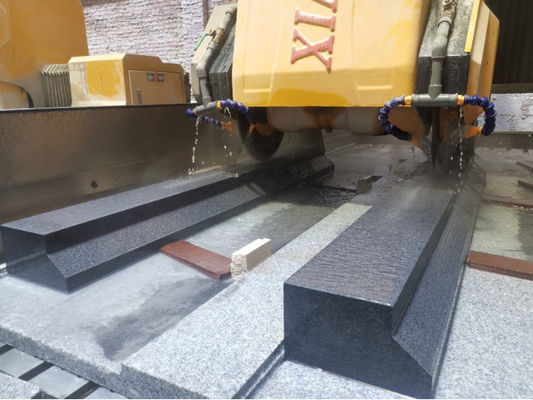 เครื่องตัดหิน CNC ความลึกสูง ความเร็วสูงสําหรับหินมาร์บอร์