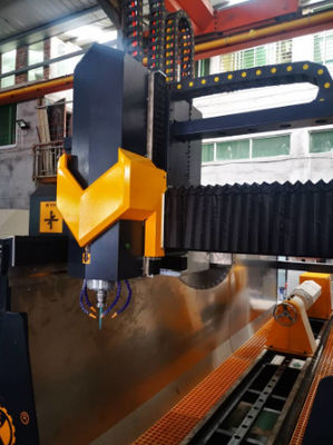 4 แกน คอลัมน์ CNC เครื่องแกะหินสําหรับการตัดมาร์บอร์และแกรนิต