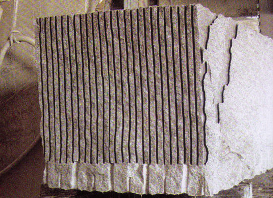 เครื่องตัดบล็อกที่มีความแม่นยําสูงการตัดแม่นยํา