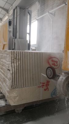 4 Axis Diamond Wire Saw Machine สําหรับการประมวลผลหินวงกลม แผ่น,คอลัมน์,ตัวอักษร