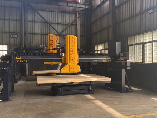 การใช้น้ํา 3m3/h Xianda เครื่องตัดหินสําหรับการตัดแม่นยํา