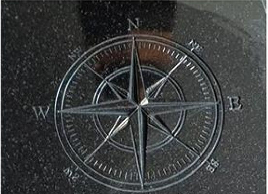 เครื่องแกรฟ์หินหินศพ CNC การทํางานที่มั่นคง