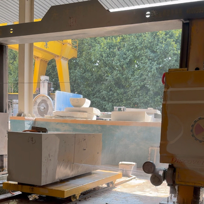 เครื่องเจาะสายเพชรและอายุยาว การควบคุมประโยชน์เวลา CNC Blade วัสดุเพชร