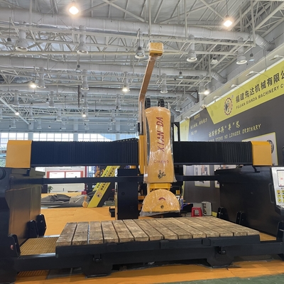 สร้าง เครื่องตัดสายพาน 450/600 พร้อมระบบควบคุมและความปลอดภัย CNC