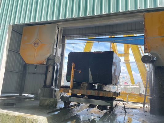 15kw หัวเครื่องจักร Xianda โปรเฟชั่น หิน Trimming สาย Saw สําหรับบล็อค