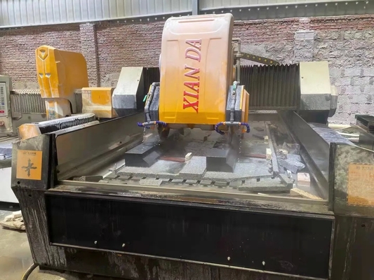 เครื่องตัด CNC เส้น 3 แกน ด้วยพลังงาน 220V 15kw มอเตอร์หลักและ 21.5kw พลังงานรวมสําหรับรางแกรนิต