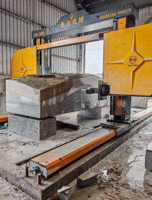เครื่องเจาะสายเพชรแบบเคลื่อนไหวแบบ Gantry Heavy Duty มีขนาดการประมวลผลสูงสุด 3500*3500*2200mm และควบคุม CNC/PLC สําหรับการตัดหินความแม่นยําสูง