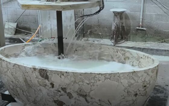 เครื่องจักร CNC 5+1 แกน สำหรับการตัดแต่งหินแกรนิต หินอ่อน รูปทรง 3 มิติ