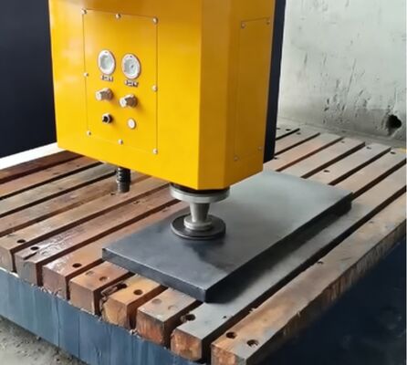 เครื่องเคลือบหินแบบอินทิกรีต: เครื่องเคลือบหินความแม่นยําสูง