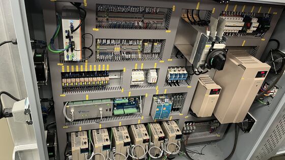 เครื่องตัดหินสะพาน 5 แกน CE ระบบ DDX อิตาลี 900 มม