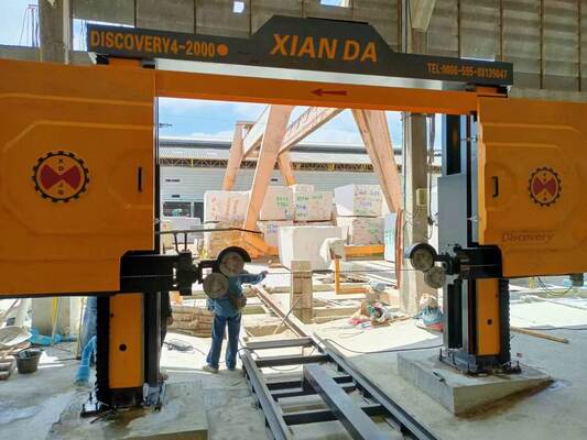 เครื่องเจาะสายเพชร CNC 4 แกน มีโต๊ะหมุน 360 องศา 16 ด้านผิวและ 28 ดวงล้อยกสําหรับหินแกรนิตมาร์มเบอร์