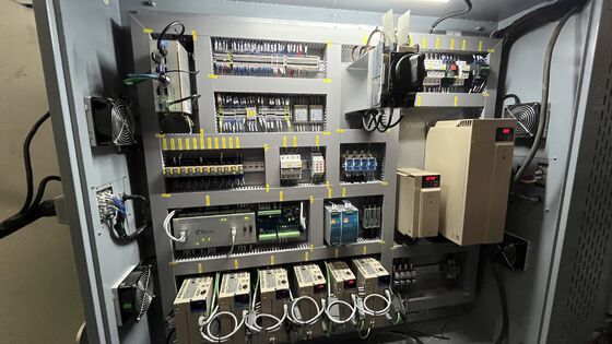 เครื่องตัดสะพานแบบอัตโนมัติ 5 แกน พร้อมระบบ DDX สําหรับการแปรรูปหินและขนาดสูงสุด 3200x2000mm