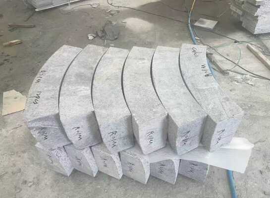 เครื่องเลื่อยสาย CNC แนวตั้งพร้อมระบบควบคุม PLC สำหรับตัดหิน, การใช้น้ำ 4 ลบ.ม./ชม. และความยาวสาย 20-50 เมตร