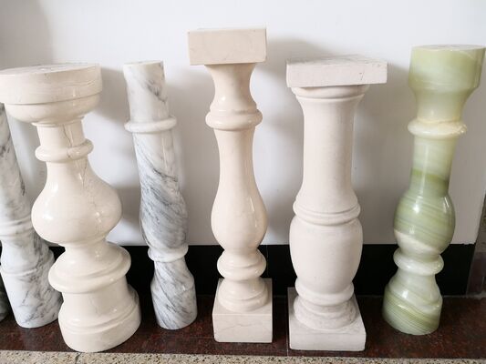 เครื่องตัดบัลลัสเตอร์ประสิทธิภาพสูง 4PCS มีกว้างการประมวลผลสูงสุด 500 มม และควบคุม PLC / CNC สําหรับการแปรรูปหินแม่นยํา