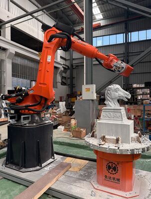 เครื่องตัดหิน CNC หุ่นยนต์ 6 แกน พร้อมการควบคุมแบบสับสนและสปินด์ BT40 สําหรับการฉลากขนาดใหญ่ 3100 มม.