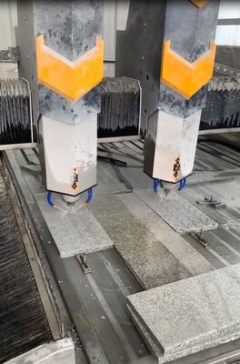 เครื่องแกะสลักหิน CNC ด้วยความแม่นยำ 0.02 มม. ความเร็วลม 15 ม./นาที และระบบไฟฟ้าสำหรับปูหินแบบสัมผัส