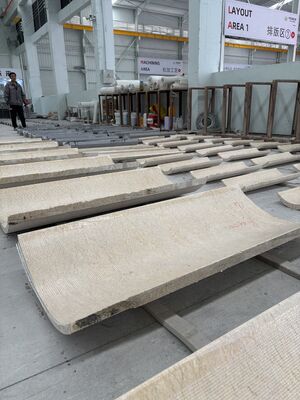 เครื่องเจาะสายเพชร CNC มีโต๊ะหมุน 360 องศาและสปินด์ 15KW สําหรับการตัดแม่นยําสูง