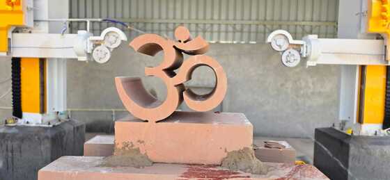 Discovery‐4 4 หมุน CNC Diamond Wire Saw, 15KW มอเตอร์แม่เหล็กถาวร, Servo โต๊ะทํางานหมุนสําหรับ Stone Arc-Slab, Column & Tombstone การตัด
