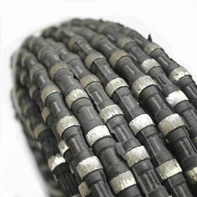 หินตัดหินอ่อนแบบแข็ง Diamond Wire Saw 11.5mm 20-30m / S