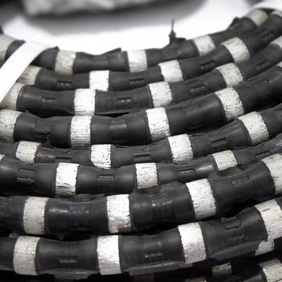 40 เม็ดต่อเมตร Marble Diamond Wire Saw การตัดคอนกรีตยาง